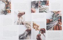 Laden Sie das Bild in den Galerie-Viewer, Wild Creations